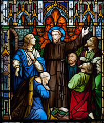 Obraz premium Święty Franciszek głoszący witraże