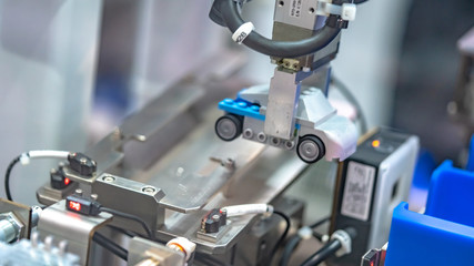 Robotic Car Manufacturing Technology