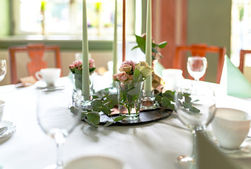 Hochzeitstisch, gedeckt, Nude Look