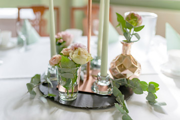 florale Tischdekoration