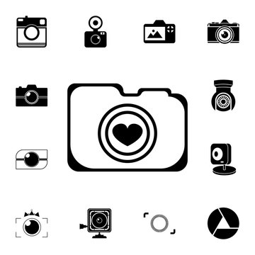 logo camera with love icon. Detailed set of photo camera icons. Premium quality graphic design icon. One of the collection icons for websites, web design, mobile app