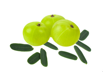 Obraz premium Indian gooseberry isolated on white background