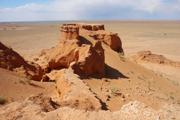 View on Bayanzag Flaming Cliffs  on the Mongolian Gobi desert containing fossils of jurassic dinosaurs   © robnaw