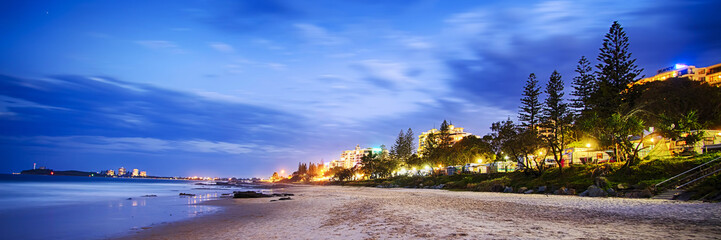 Naklejka premium autumn in the park