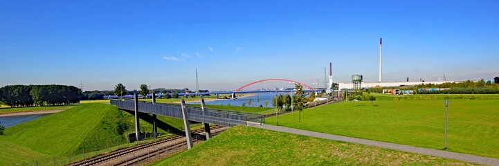 DUISBURG am Rhein - Stadtpanorama