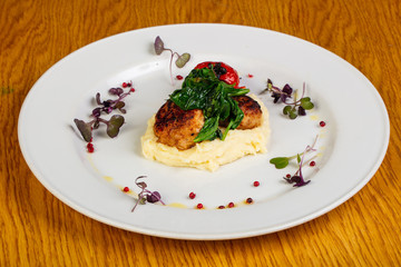 Chicken cutlet with mushed potato