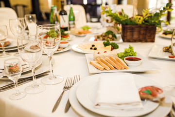Table setting for an event party or wedding reception. 
