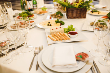 Table setting for an event party or wedding reception. 