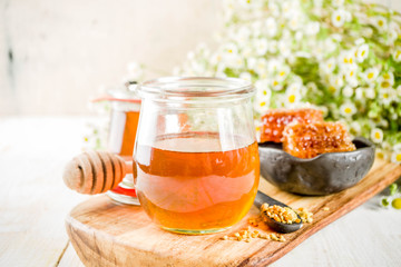 Honey with pollen and honey combs