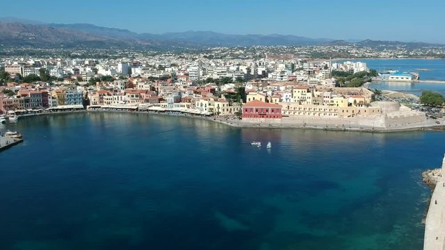 La Canée (Crète - Grèce) - Vue aérienne du port vénitien