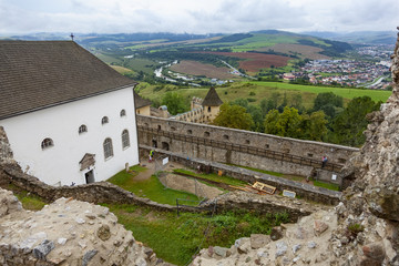 Zamek Lubowla - Słowacja © Grzej