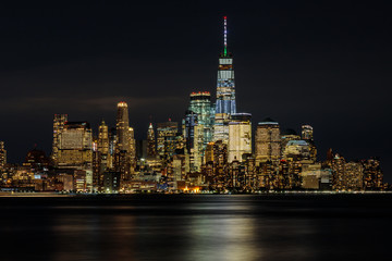Fototapeta na wymiar Vue de nuit de Manhattan, New York, Etats-Unis 