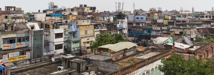Selbstklebende Fototapeten Delhi Slum Indien © rosifan19