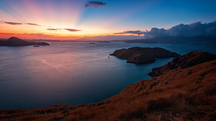 Obraz premium Good morning Komodo Islands