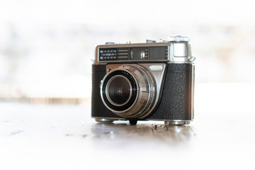 Retro Kamera analog auf Holz mit  Gravur 