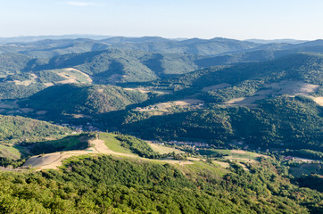 Fototapeta na wymiar View of the green Beaujolais