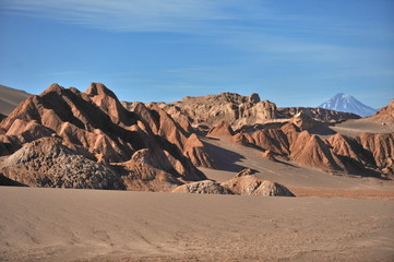 Fototapeta na wymiar The unique landscapes of the Moon Valley Atacama Desert. Chile.