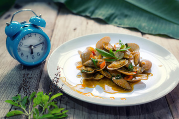 stir fried clams with thai sweet basil, thai food