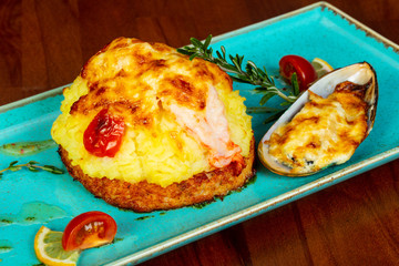 Fish cutlet with prawn