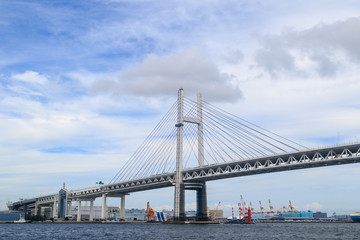 横浜ベイブリッジ