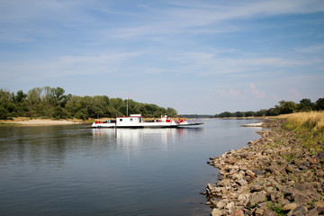 Fototapeta na wymiar Elbe bei Aken 