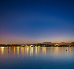 Reflexionen von Licht am Gardasee