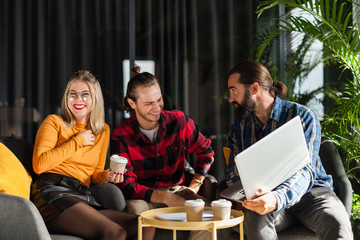 Fototapeta premium Collective office workers fun, people smile and drink coffee.