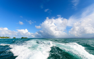 Karibik und Meer pur: Antillen, Mittelamerika,  Ferien, Tourismus, Sommer, Sonne, Strand, Auszeit, Meer, Glück, Entspannung: Traumurlaub an einem einsamen, karibischen Strand :)