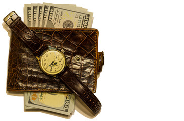 five hundred dollars bills in wallet