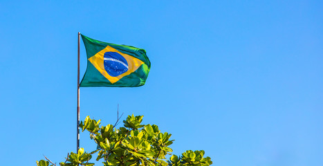 Bandeira do Brasil ao vento