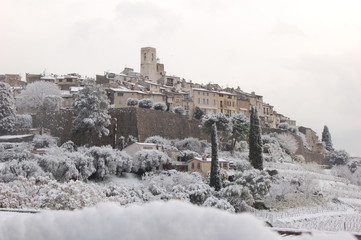 St  Paul de Vence sous la neige