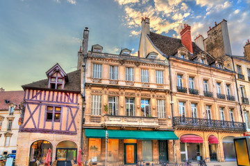 Obraz premium Traditional buildings in the Old Town of Dijon, France