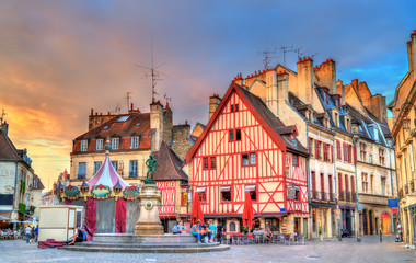 Traditional buildings in the Old Town of Dijon, France - obrazy, fototapety, plakaty