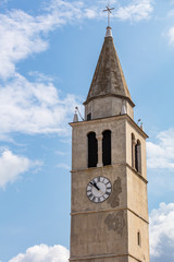 Fototapeta na wymiar Kirchenturm in Fazana