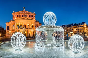 Zelfklevend Fotobehang Theater Alte Oper in Frankfurt in de winter, Frankfurt am Main, Hessen, Duitsland