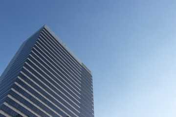 Fototapeta na wymiar Modern residence building in a sunny day