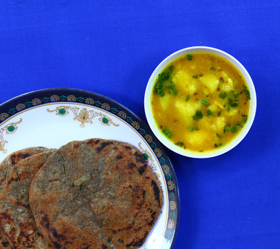 Navratri Vrat Food Kuttu ki roti and aloo ki sabzi