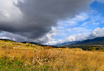 Orage d'automne dans les Pyrénées