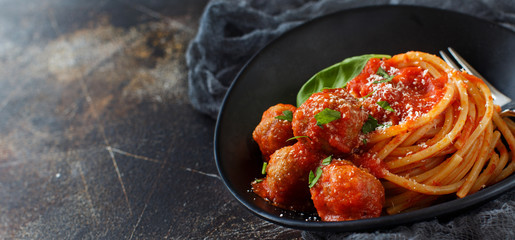 Pasta with tomato sauce and meatballs