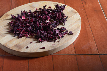 Hojas secas de jamaica