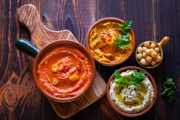 different hummus bowls