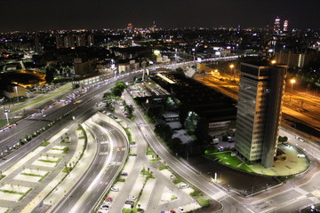 busy traffic at night