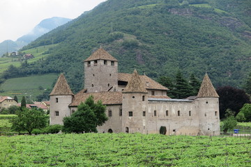 Fototapeta na wymiar Schloss Maretsch, Bozen, Südtirol