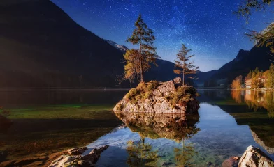 Zelfklevend Fotobehang Majestic Alpine Landscape. Sunset with star sky over Hintersee lake. Bavaria. Germany. Painterly Scene in European Alps. Popular Photography Locations. Ideas for Great Travels. Instagram Filter © jenyateua