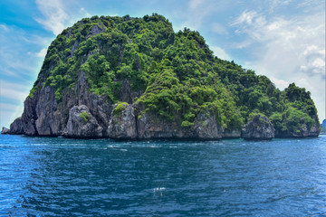 Tropical Island paradise. Southern tip of Phi Phi Don, Thailand.