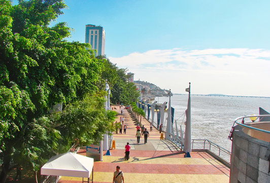 Guayaquil, Ecuador-City center streets