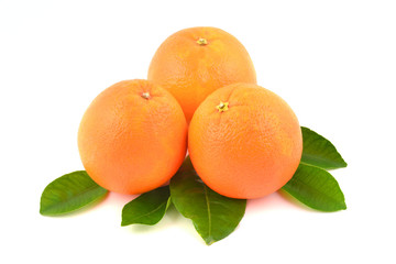 Orangen with leaves isolatged on white background.