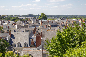 Saumur.  Vue panoramique sur les toits de la ville. Maine et Loire. Pays de Loire