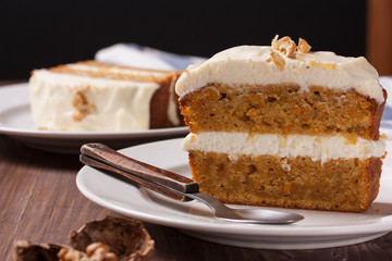 Сarrot cake with nuts and cream