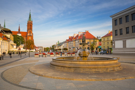 Fototapeta Rynek Główny Kościuszki z bazyliką w Białymstoku.